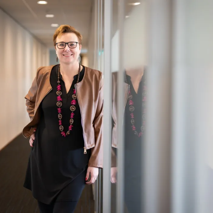 Vakgebied Sales sfeer vierkant Regina Tang LR 3873